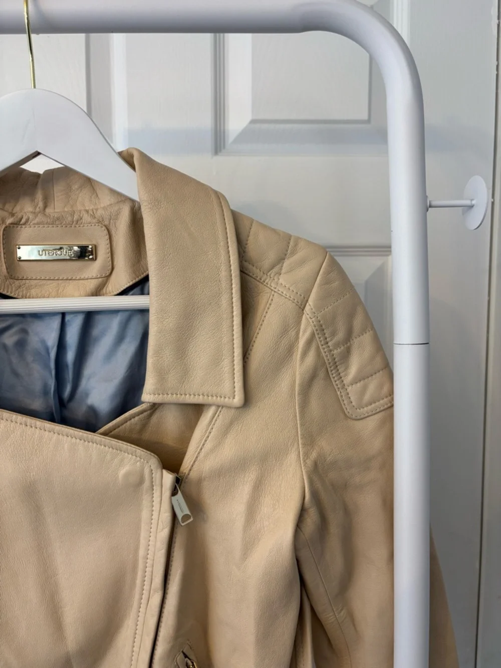 Uterque Cream Sheep Leather Jacket Blue Lining With Gold Hardware Size Small - Picture 4 of 16